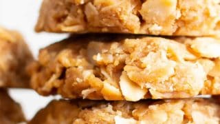 3 ingredient No Bake Peanut Butter Oatmeal Cookies: super easy recipe for healthy no bake cookies without milk—the best gluten free vegan peanut butter cookies! #PeanutButter #NoBake #Oatmeal #Vegan #GlutenFree | Recipe at BeamingBaker.com
