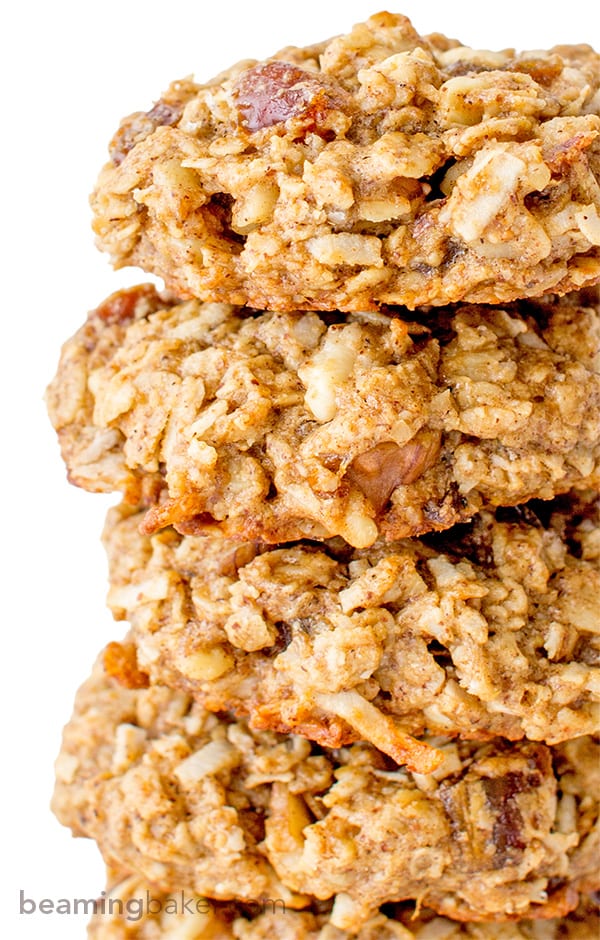 Good Morning Breakfast Cookies: an easy recipe for feel-good, energy-boosting cookies made with whole ingredients. BEAMINGBAKER.COM #vegan #glutenfree