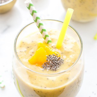 Mango Chia Seed Smoothie: An easy recipe for a refreshing and delicious Mango Chia Seed Smoothie. BEAMINGBAKER.COM #Vegan #GlutenFree