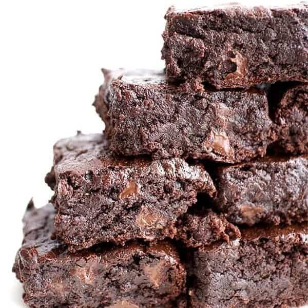 The BEST vegan brownies you’ve ever had: divinely rich, fudgy, and moist, bursting with chocolate flavor. BEAMINGBAKER.COM #Vegan