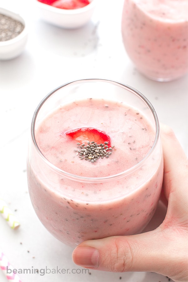 Strawberry Chia Seed Smoothie (V+GF): A cool, refreshing and super thick strawberry smoothie that tastes just like a strawberry fruit popsicle! BeamingBaker.com #Vegan #GlutenFree