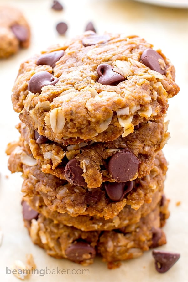 Peanut Butter Chocolate Chip Oatmeal Cookies (V+GF): An easy recipe for soft, deliciously textured cookies with oats, coconut, and LOTS of peanut butter and chocolate. #Vegan and #GlutenFree | BeamingBaker.com