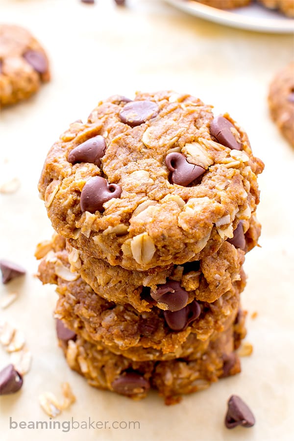 Peanut Butter Chocolate Chip Oatmeal Cookies (V+GF): An easy recipe for soft, deliciously textured cookies with oats, coconut, and LOTS of peanut butter and chocolate. #Vegan and #GlutenFree | BeamingBaker.com