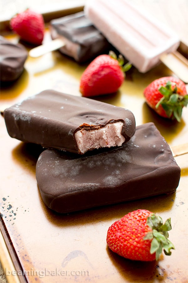 Chocolate-covered Strawberry Ice Cream Bars (V+GF): a 6 ingredient recipe for amazing ice cream bars that taste like chocolate-covered strawberries. #Vegan #DairyFree #Paleo #GlutenFree | BeamingBaker.com