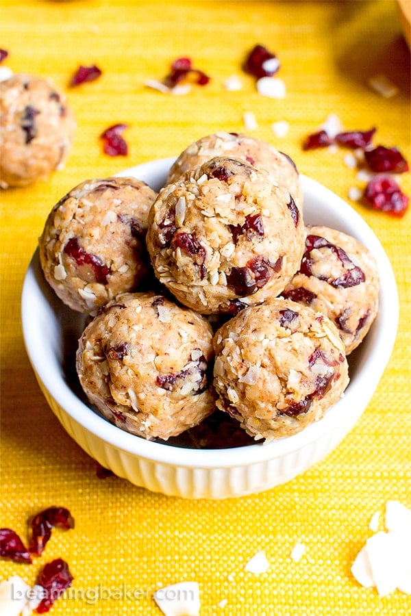 No Bake Cranberry Coconut Energy Bites (V, GF, DF): just 7 simple ingredients for delicious protein-packed energy bites. #Vegan #GlutenFree #DairyFree | BeamingBaker.com