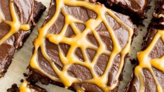 Chocolate Peanut Butter Spiderweb Brownies (V, GF, DF): a spooky Halloween recipe for decadently rich brownies covered in peanut butter spiderwebs! #Vegan #GlutenFree #DairyFree | BeamingBaker.com
