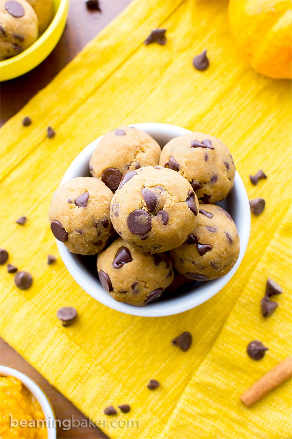 No Bake Pumpkin Chocolate Chip Cookie Dough Bites (Paleo, V, GF): a one bowl recipe for delicious cookie dough bites packed with pumpkin and chocolate chips. #Paleo #Vegan #GlutenFree #DairyFree | BeamingBaker.com