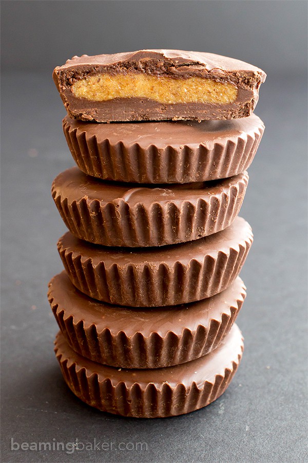 Paleo Almond Butter Cups (V, GF, DF): a 5 ingredient recipe for rich chocolate cups stuffed with smooth almond butter. #Paleo #Vegan #GlutenFree #DairyFree | BeamingBaker.com