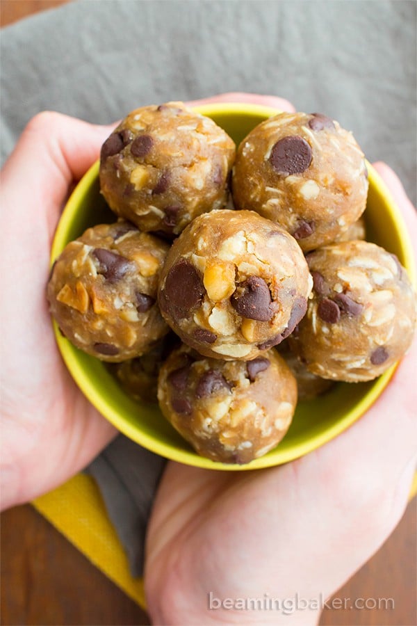 Peanut Butter Chocolate Chip Cookie Dough Bites (V, GF, DF): an easy, whole ingredient recipe for protein-packed cookie dough bites bursting with PB and chocolate flavor. #Vegan #GlutenFree #DairyFree | BeamingBaker.com