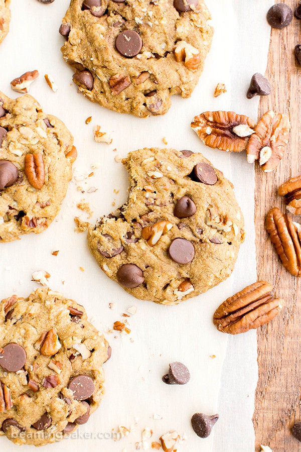 Maple Pecan Chocolate Chip Cookies (V, GF, DF): an easy recipe for deliciously soft and chewy oat flour chocolate chip cookies bursting with maple and pecans. #Vegan #GlutenFree #DairyFree #OatFlour | BeamingBaker.com