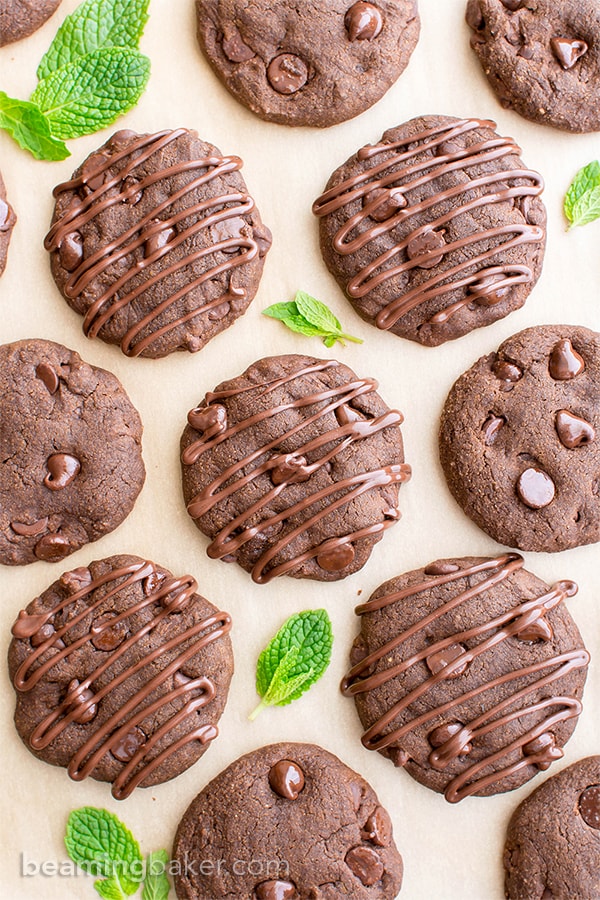 Vegan Triple Chocolate Peppermint Cookies (V, GF, DF): an easy recipe for decadent, soft-baked peppermint cookies bursting with chocolate. #Vegan #GlutenFree #DairyFree #OatFlour | BeamingBaker.com