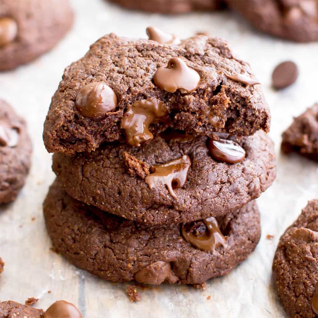 Vegan Chocolate Brownie Cookies (Gluten Free, Oat Flour, Vegan, DairyFree, One Bowl) Beaming