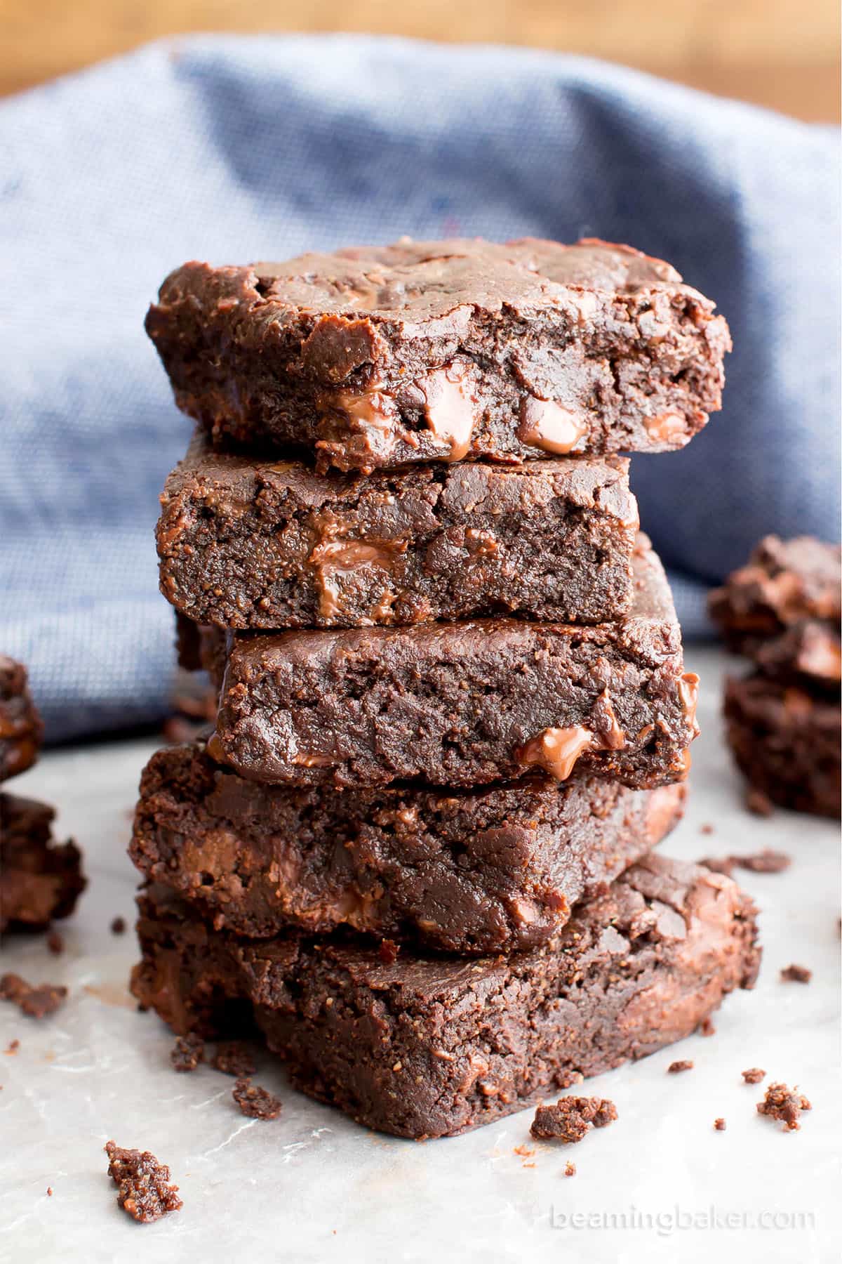 Ultimate Fudgy Paleo Vegan Brownies Recipe (GF): ultra-moist, deep chocolate flavor, fudgy, gooey YUM—the BEST paleo brownies recipe! Made with almond flour, Gluten Free, Vegan, Grain-Free. #Paleo #Brownies #Vegan #Fudgy | Recipe at BeamingBaker.com