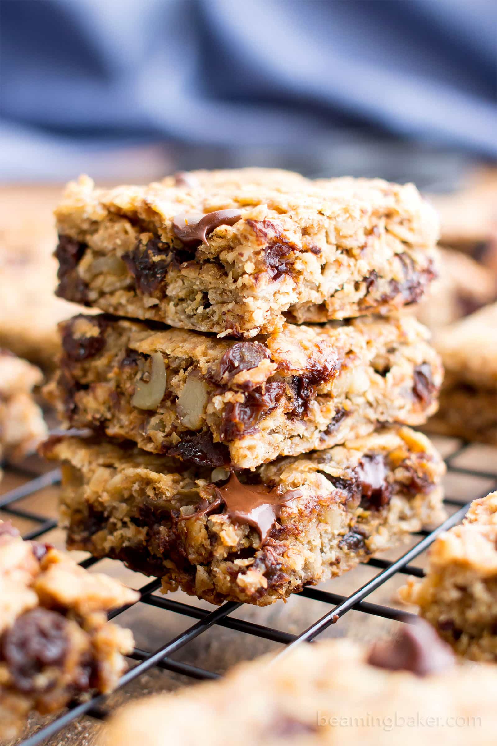 Gluten Free Banana Chocolate Chip Oatmeal Breakfast Bars (V, GF): a one bowl recipe for simply delicious banana breakfast bars packed with your favorites for a good morning! #Vegan #GlutenFree #DairyFree | BeamingBaker.com