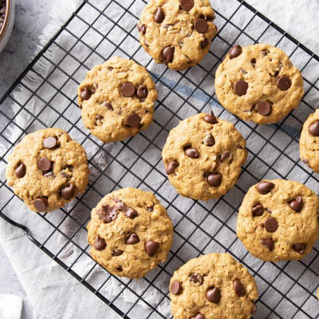 Oat Flour Chocolate Chip Cookies (V, GF) - Beaming Baker