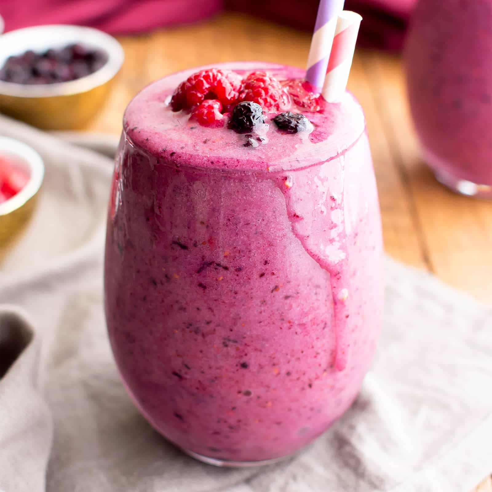 How to Make a Smoothie Recipe - Best Triple Berry Smoothie