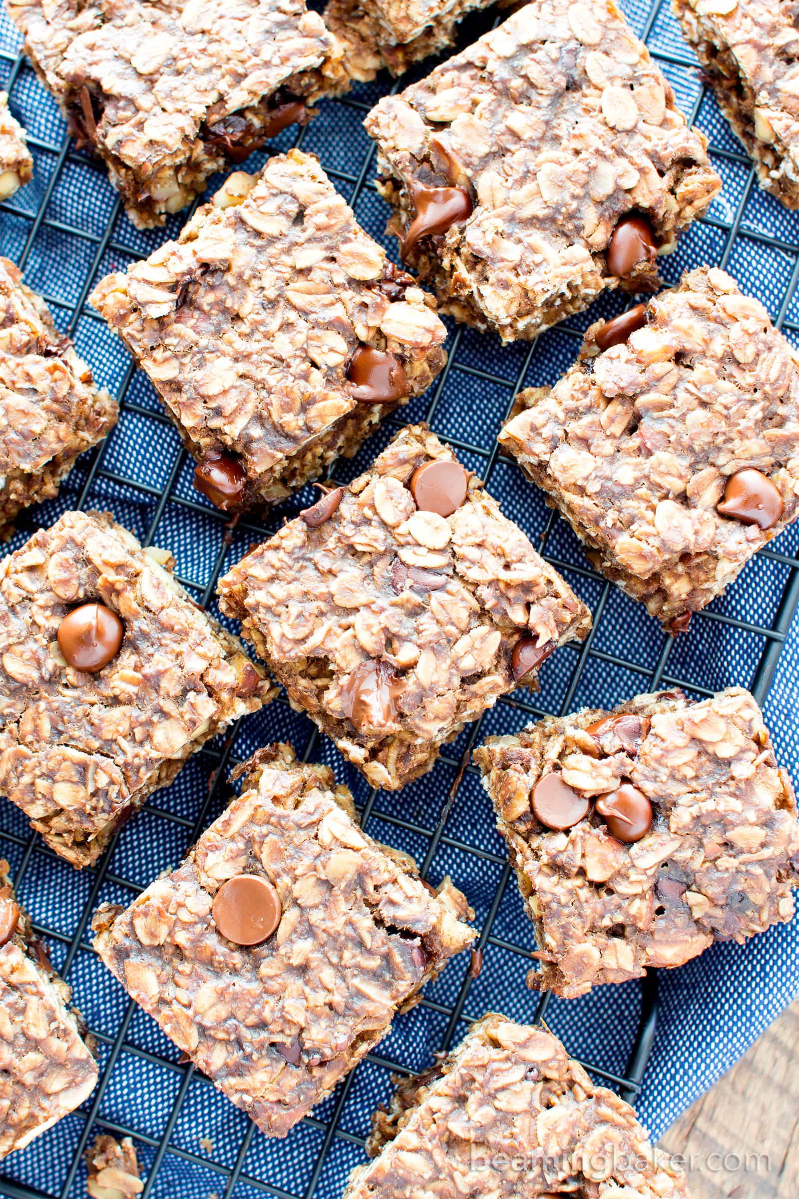 Gluten Free Chocolate Chocolate Chip Oatmeal Banana Breakfast Bars (V, GF): a one bowl recipe for whole ingredient breakfast bars bursting with double the chocolate. #Vegan #GlutenFree #DairyFree #WholeGrain | BeamingBaker.com