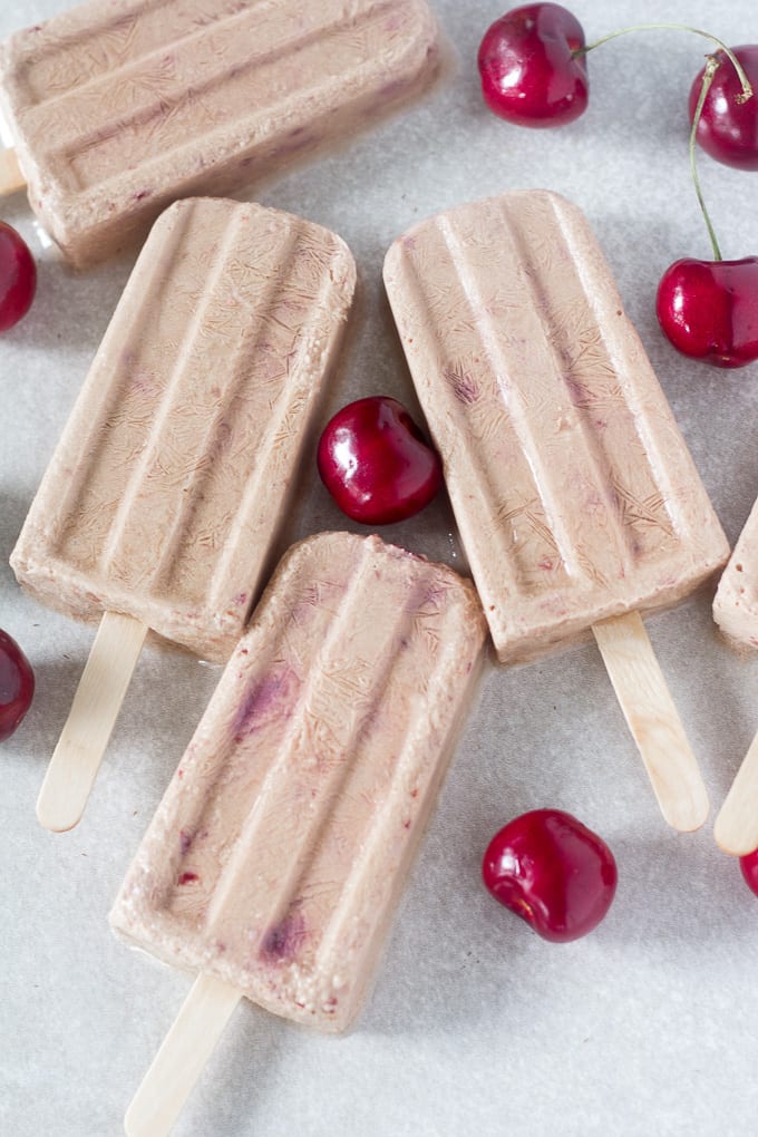 15 Healthy Frozen Desserts Made in a Popsicle Mold (V, DF, Paleo): a frozen dessert collection of dairy-free, paleo and vegan treats made with a popsicle mold! #Vegan #Paleo #DairyFree #GlutenFree | BeamingBaker.com