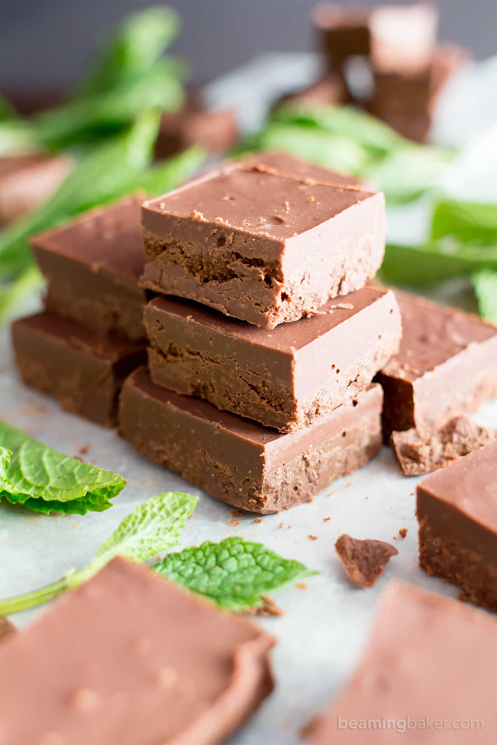 5 Minute Easy Peppermint Fudge (V, GF): a 3 ingredient recipe for creamy, thick indulgent chocolatey fudge squares made with healthy ingredients! #Paleo #Vegan #GlutenFree #DairyFree #HealthyHolidayDesserts | Recipe on BeamingBaker.com