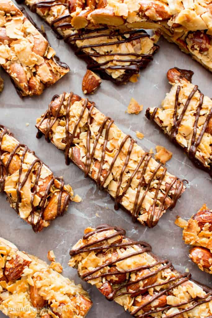5 Ingredient Dark Chocolate Almond & Coconut Homemade KIND Bars (Paleo