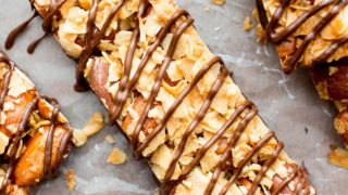 5 Ingredient Nut Bars Recipe – Homemade KIND Bars! - Beaming Baker