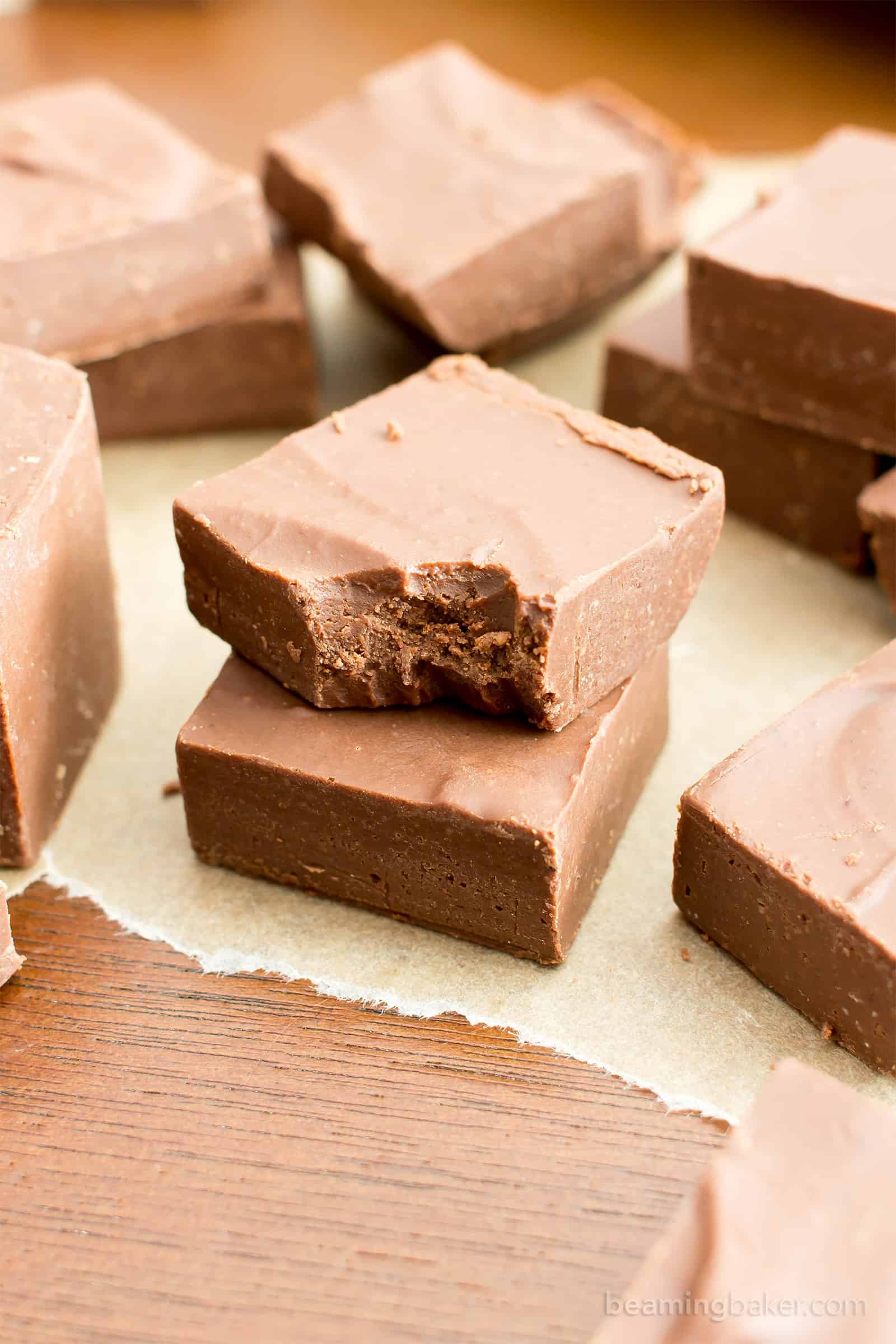 Vegan Fudge: this 2 ingredient vegan fudge recipe is prepped in just 5 minutes! The best vegan fudge—thick, velvety squares of rich, dairy free fudge. #Vegan #Fudge #DairyFree #Recipe | Recipe at BeamingBaker.com