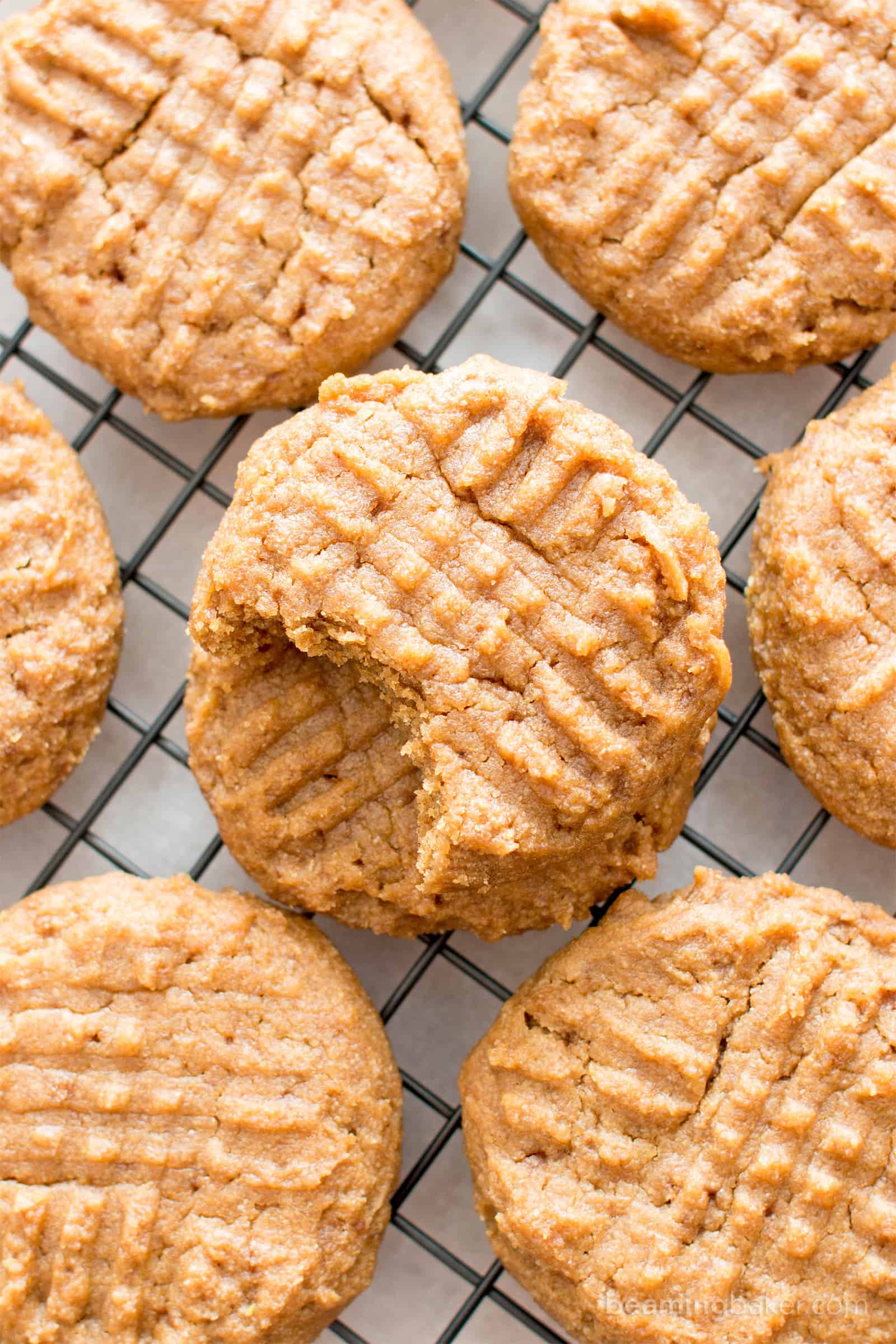 Easy Gluten Free Peanut Butter Cookies (V, GF): an easy recipe for soft and chewy gluten-free peanut butter cookies that taste just like the classics! #Vegan #GlutenFree #DairyFree #Dessert #Cookies | Recipe on BeamingBaker.com