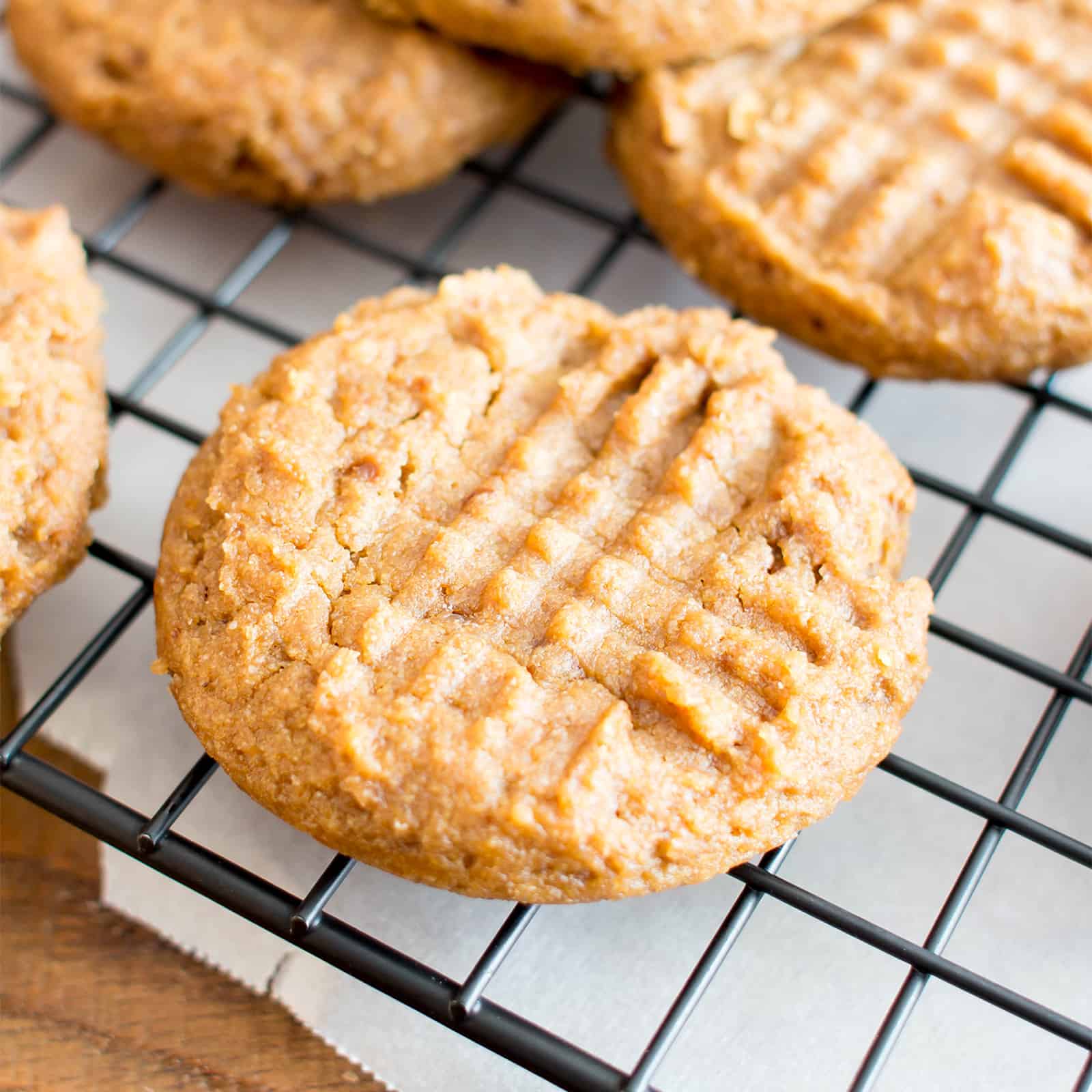 Gluten-Free) Peanut Butter Cookies