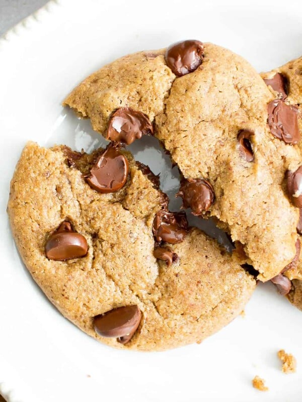 Gluten Free Almond Butter Chocolate Chip Cookies (V, GF): an irresistible recipe for perfectly chewy chocolate chip cookies made with smooth, creamy almond butter and a secret ingredient. #Vegan #GlutenFree #DairyFree #Cookies #Dessert #AD | Recipe on BeamingBaker.com