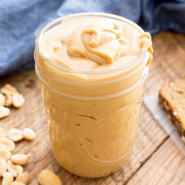 How to Make Homemade Peanut Butter: a step-by-step tutorial and video guide on how to make smooth, creamy homemade peanut butter. #Vegan #GlutenFree #DairyFree #DIY #Homemade | Recipe on BeamingBaker.com