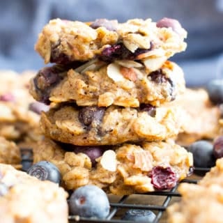 Gluten Free Blueberry Banana Almond Breakfast Cookies (V, GF): a one bowl recipe for delightfully chewy banana breakfast cookies bursting with juicy blueberries and crunchy almonds. #Vegan #GlutenFree #DairyFree #Cookies #Breakfast #Blueberries | Recipe on BeamingBaker.com