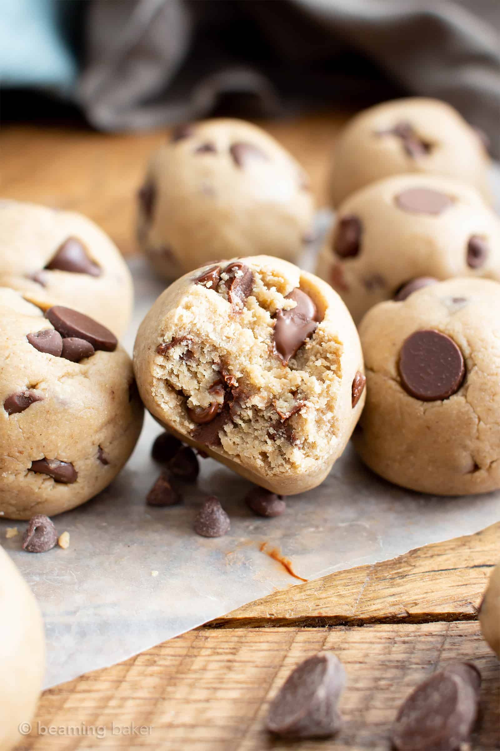 Vegan Cookie Dough Bites: a 5 ingredient healthy cookie dough recipe for vegan edible cookie dough! Safe to eat raw & it’s eggless! Made with healthy vegan ingredients. #Vegan #Healthy #CookieDough #Edible | Recipe at BeamingBaker.com