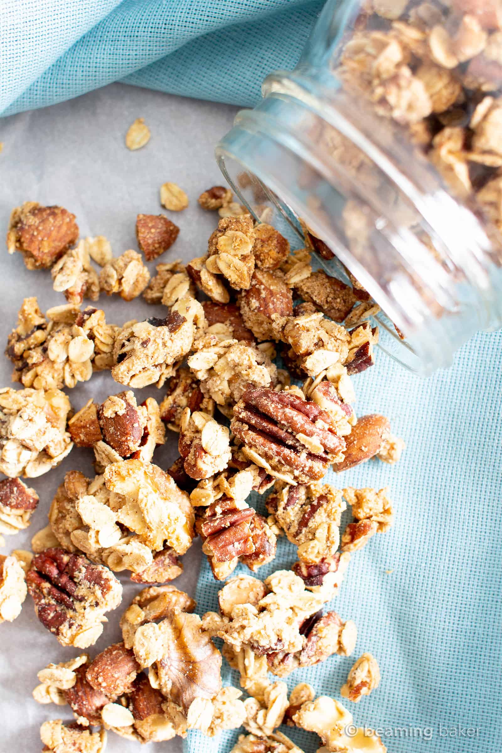 25+ Healthy Breakfast Cookies and Bars Recipes + More (Vegan, Gluten-Free): this collection of healthy breakfast cookies and bars recipes includes homemade breakfast bars, easy breakfast cookies, dairy-free vegan muffins and more! #Vegan #GlutenFree #Healthy #Breakfast #Snacks #DairyFree | Recipes at BeamingBaker.com