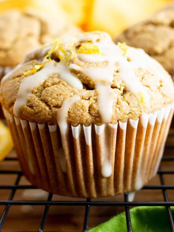 Healthy Gluten Free Orange Cardamom Muffins Recipe (V, GF): an easy, 1-bowl recipe for soft, fluffy orange muffins with a hint of delicious cardamom flavor. Made with healthy ingredients. #Vegan #GlutenFree #DairyFree #HealthyMuffins #GlutenFreeVegan #BeamingBaker | Recipe at BeamingBaker.com