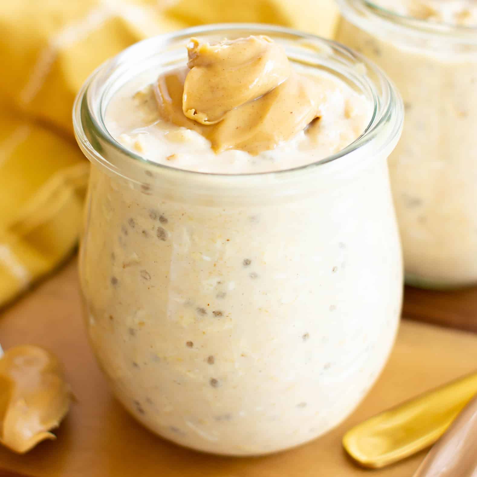 The fourth way to make overnight oats vegan: gluten free and dairy free overnight oats.