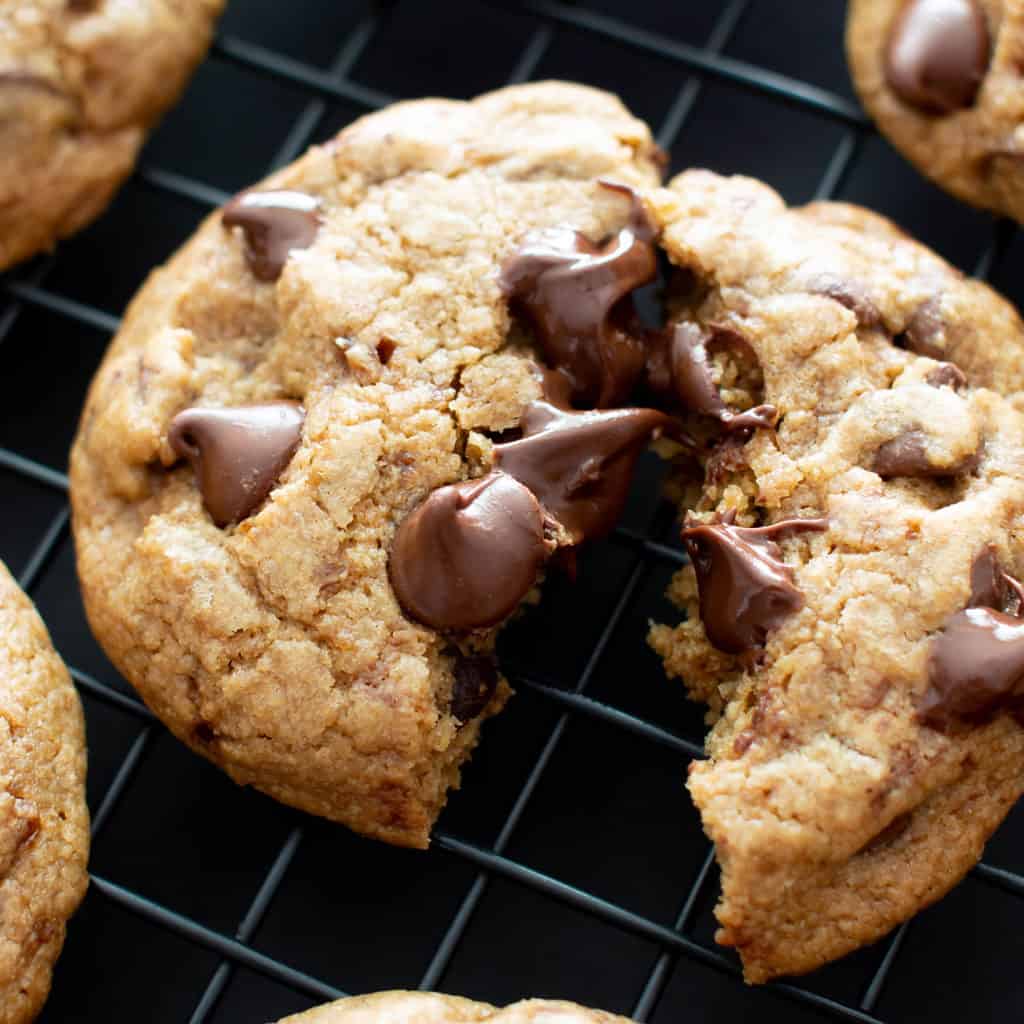 Thick And Chewy Vegan Chocolate Chip Cookies Recipe – Gluten Free, Easy ...