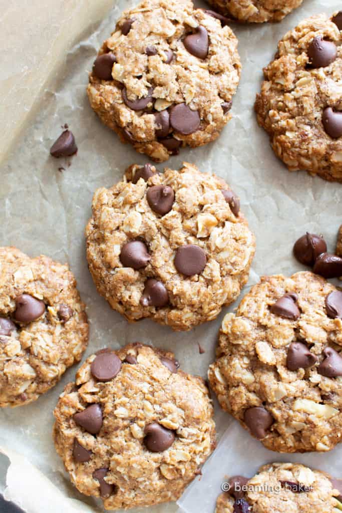 My Favorite Vegan Oatmeal Chocolate Chip Cookies! - Beaming Baker