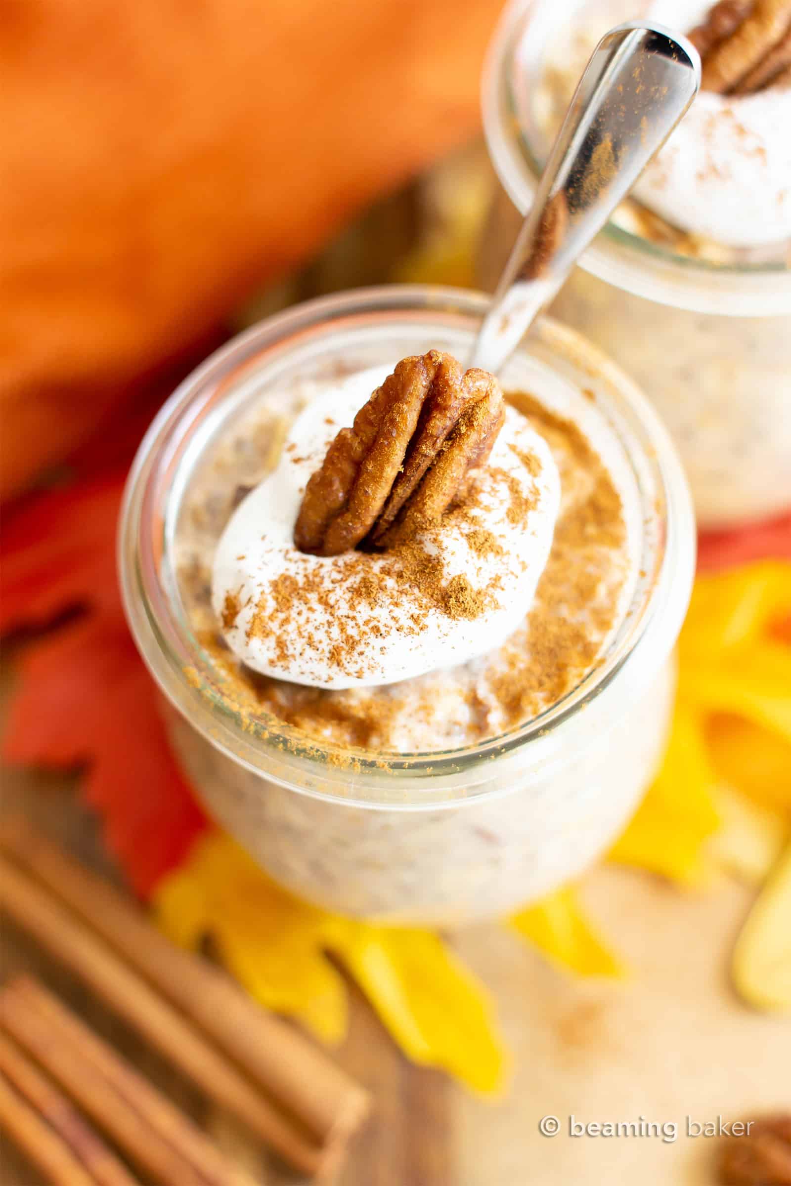 Pecan Pie Vegan Overnight Oats Recipe: this healthy vegan overnight oatmeal recipe is creamy, indulgent & tastes like pecan pie! Quick ‘n easy, made with whole ingredients, Gluten Free, Dairy-Free. #OvernightOats #Vegan #Healthy #Breakfast #GlutenFree | Recipe at BeamingBaker.com