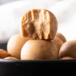 Almond Butter Keto Fat Bomb Recipe: a quick & easy recipe for the best keto fat bombs—only 3 ingredients & 5 mins to prep. Deliciously creamy, satisfying almond butter fat bombs that are: Low Carb, Keto, Vegan. #Keto #FatBombs #NoBake #AlmondButter #LowCarb | Recipe at BeamingBaker.com