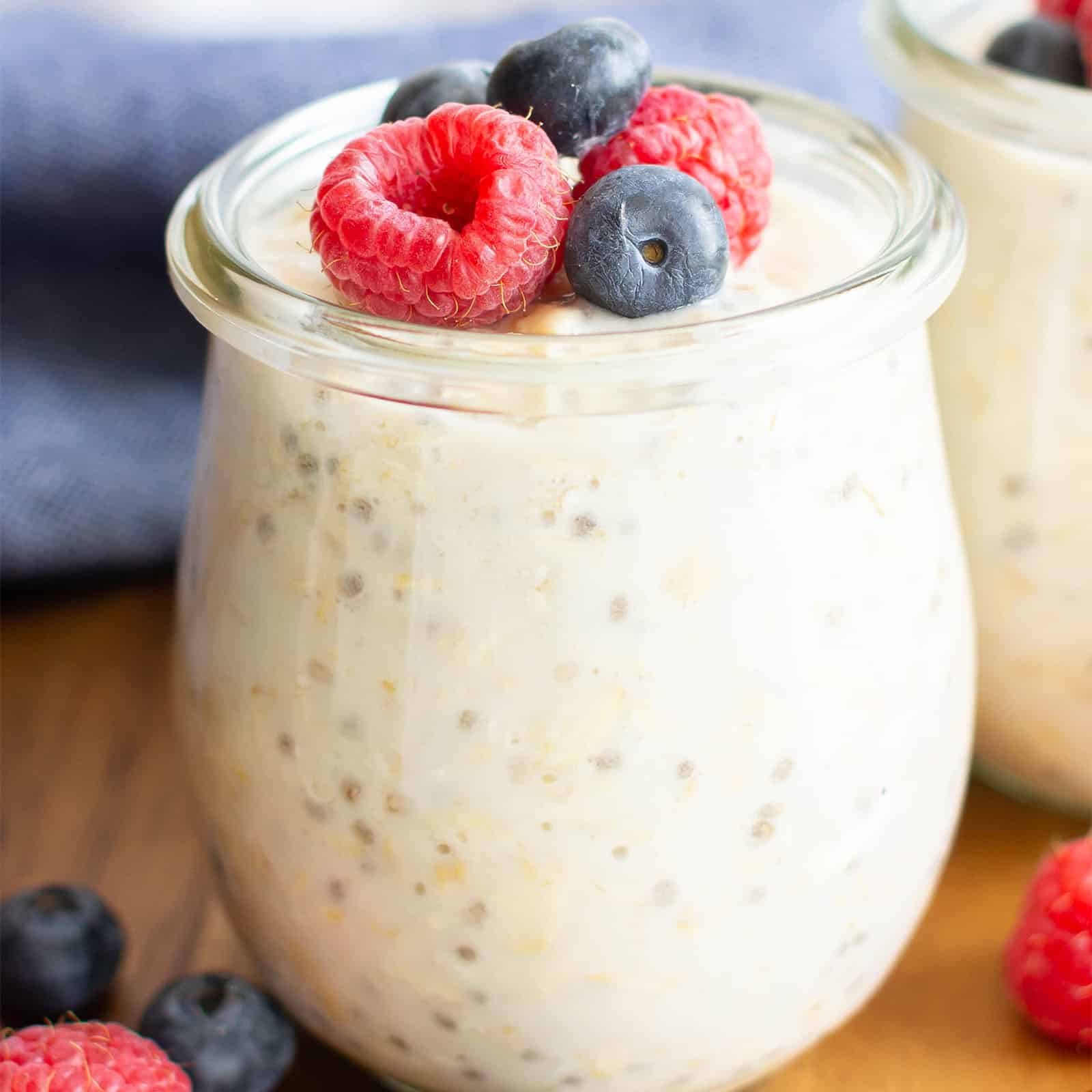 The seventh way to make overnight oats vegan: easy classic overnight oats.