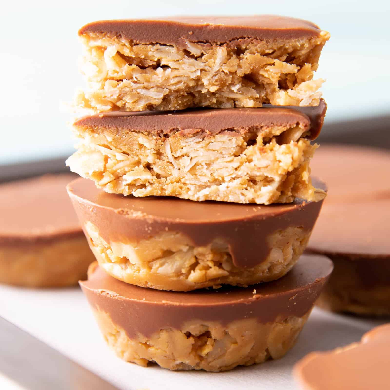 4 Ingredient No Bake Chocolate Peanut Butter Oatmeal Cups