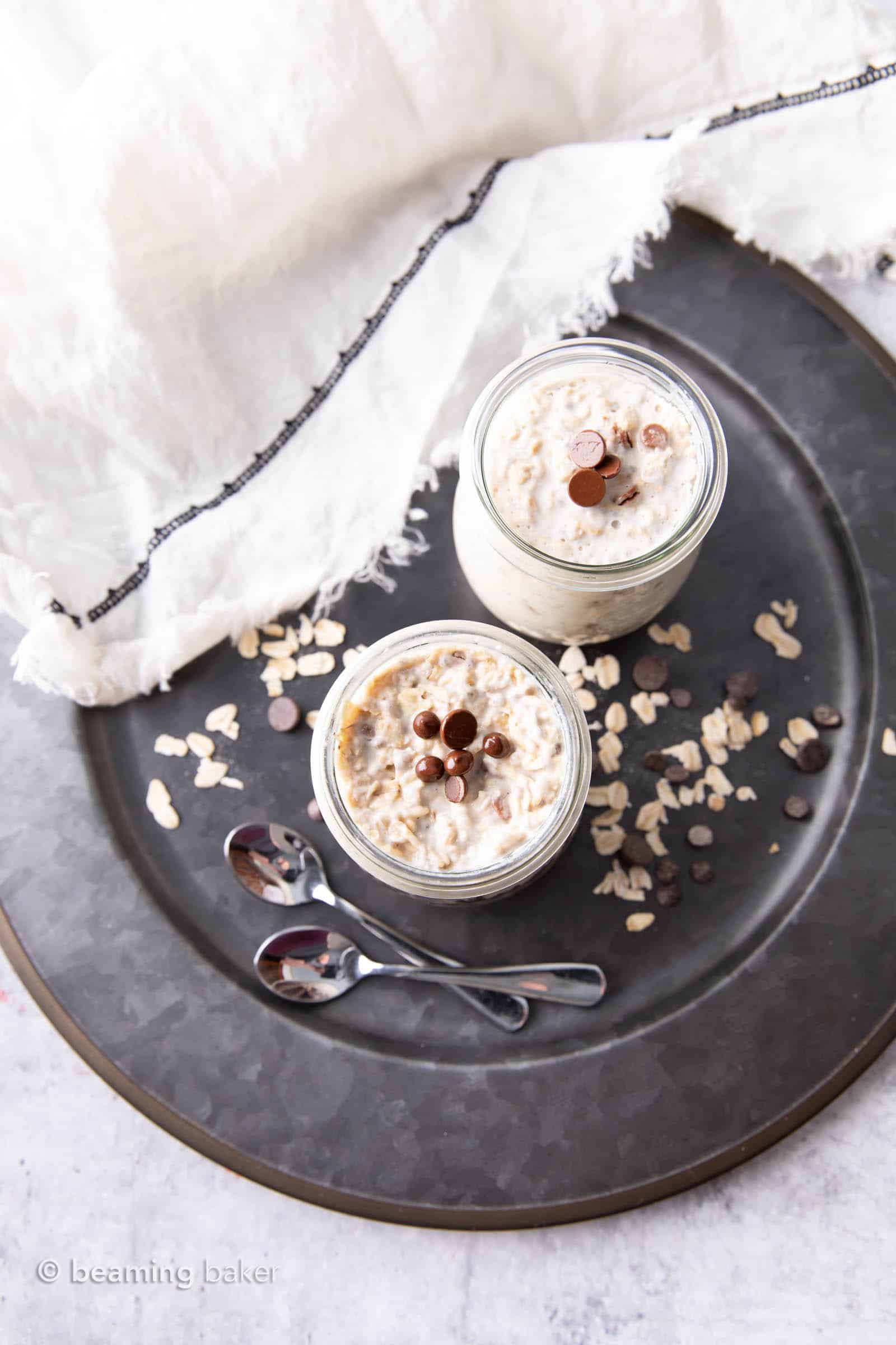Chocolate Chip Overnight Oats: an easy vegan overnight oats recipe that’s creamy, rich and chockfull of vegan chocolate chips! A quick breakfast made the night before. #Vegan #OvernightOats #OvernightOatmeal #ChocolateChips | Recipe at BeamingBaker.com