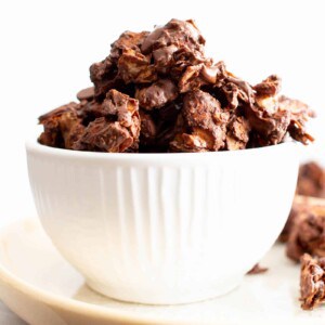 Healthy Chocolate Granola: the tastiest healthy chocolate granola recipe—big, chunky granola clusters covered in rich chocolate goodness. Healthy, whole ingredients. #Chocolate #Granola #Healthy #GranolaRecipe | Recipe at BeamingBaker.com