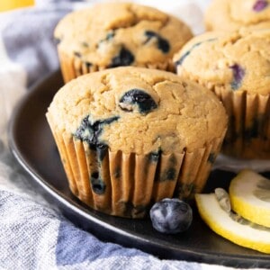 Healthy Lemon Blueberry Muffins: moist ‘n delicious healthy lemon blueberry muffins made with healthy, whole ingredients. #Lemon #Muffins #Healthy #Blueberry | Recipe at BeamingBaker.com