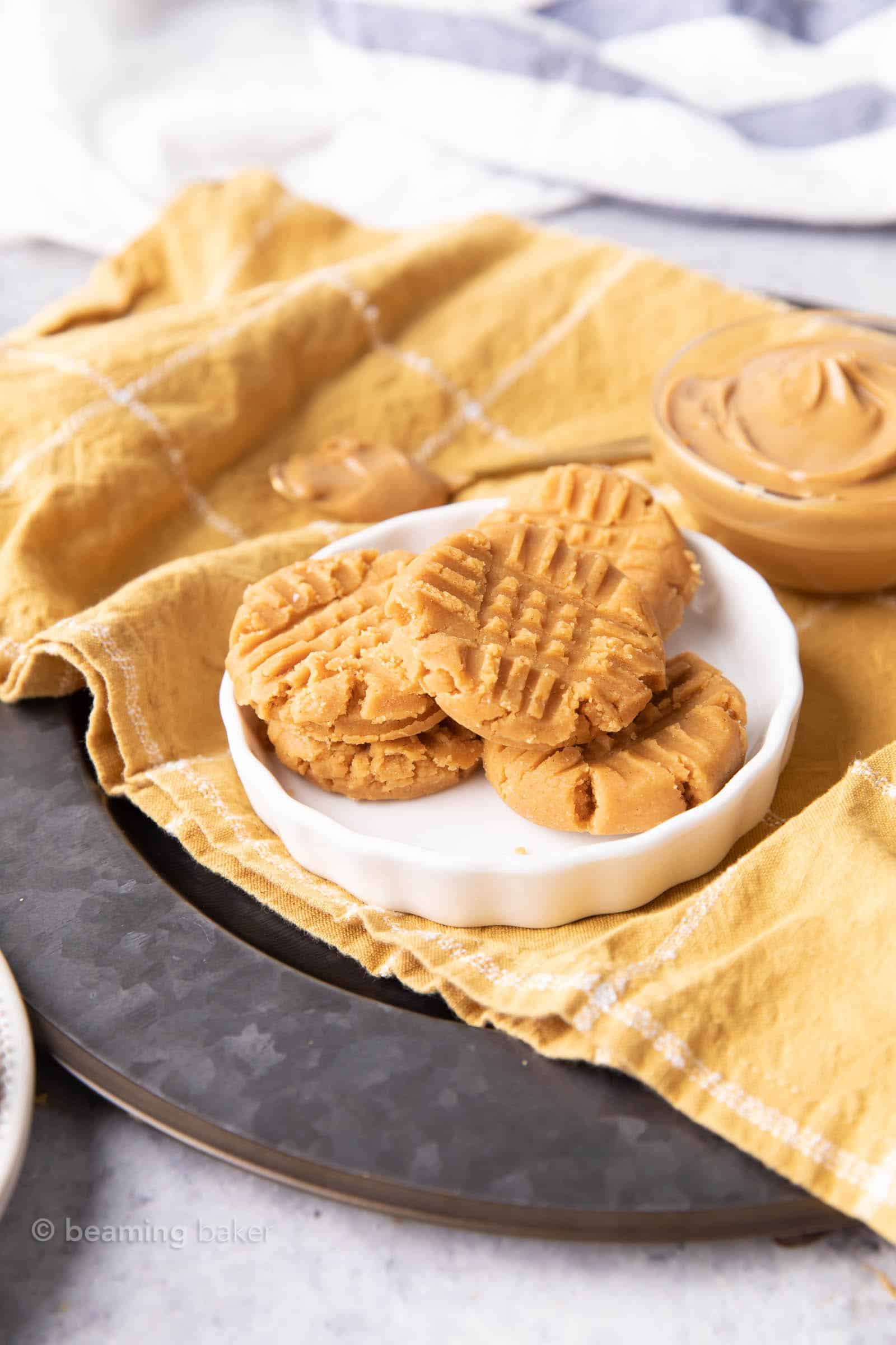 Keto No Bake Cookies: an easy 3 ingredient recipe for keto no bake peanut butter cookies! So easy to make, so delicious to eat. Low Carb. #Keto #NoBake #KetoCookies #PeanutButter | Recipe at BeamingBaker.com