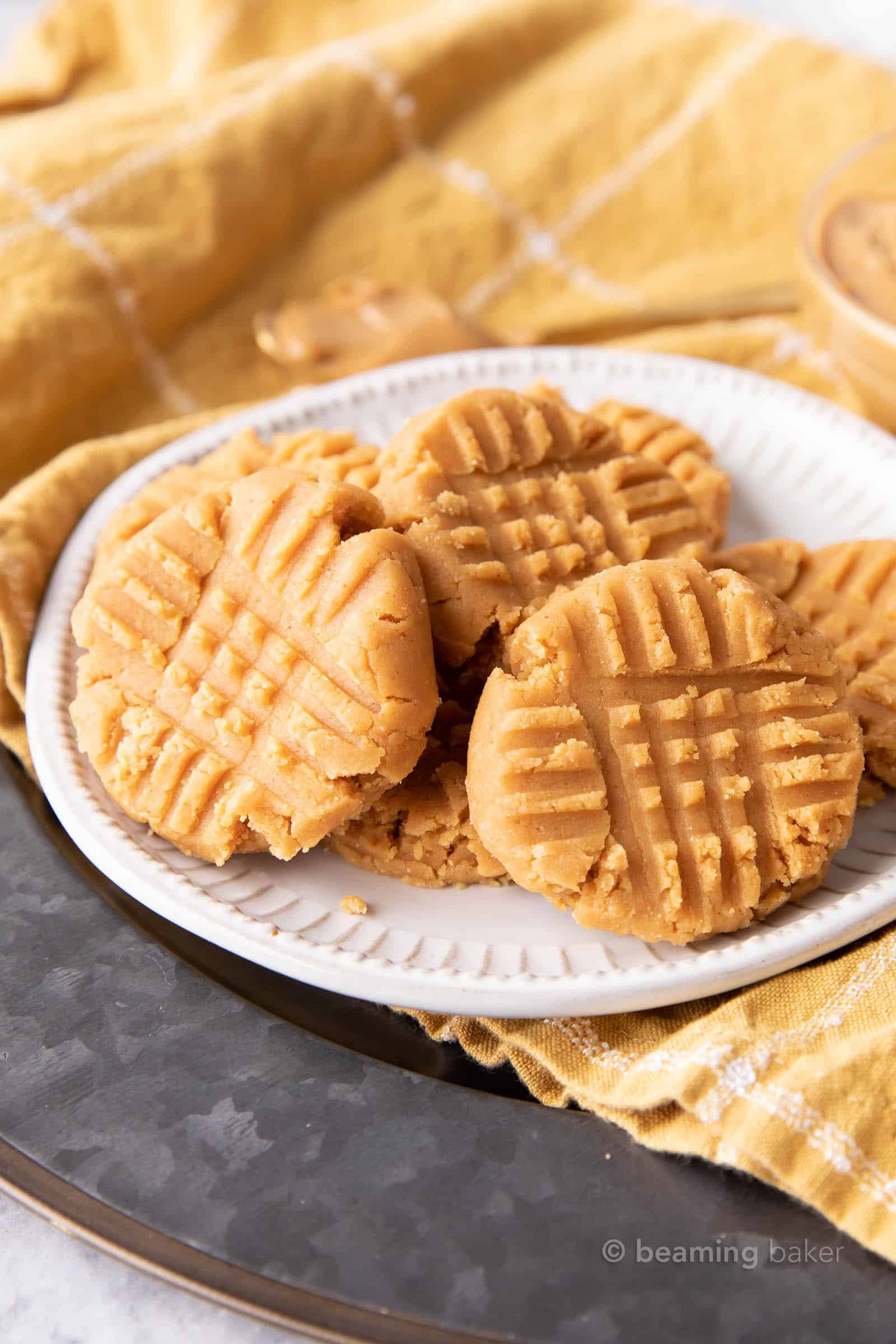 Keto No Bake Cookies: an easy 3 ingredient recipe for keto no bake peanut butter cookies! So easy to make, so delicious to eat. Low Carb. #Keto #NoBake #KetoCookies #PeanutButter | Recipe at BeamingBaker.com