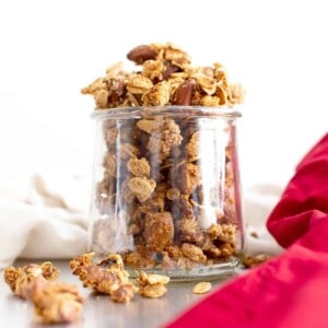 Chai Spiced Healthy Granola: healthy homemade granola chai spiced to perfection! The best healthy granola: crunchy granola clusters made with healthy ingredients. #Healthy #Granola #Chai | Recipe at BeamingBaker.com