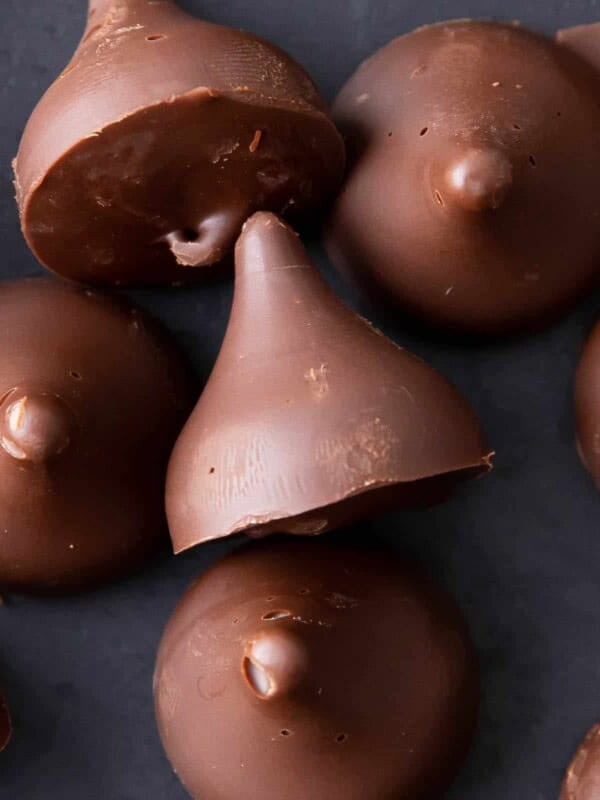 Vegan Hershey Kisses featured image