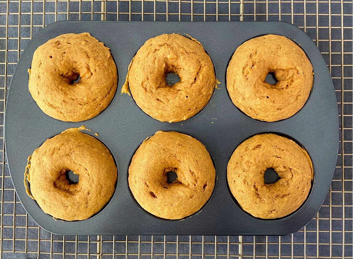 A photo showing How to Make this baked good recipe – out of the oven and fully baked in pan