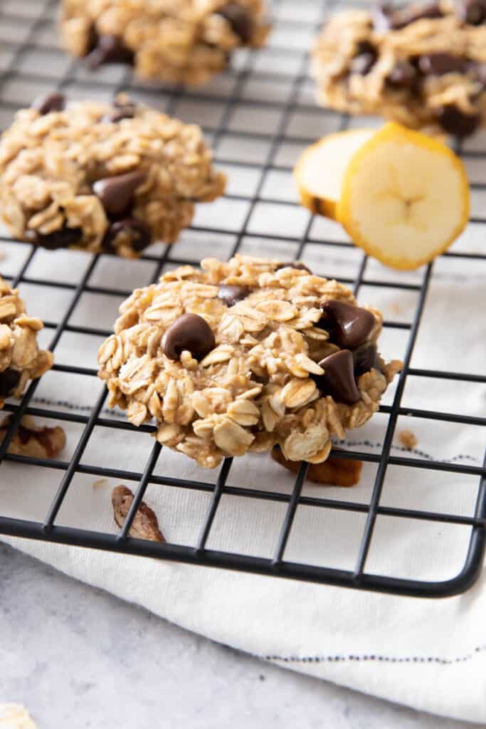 3 Ingredient Banana Oatmeal Cookies payeeco